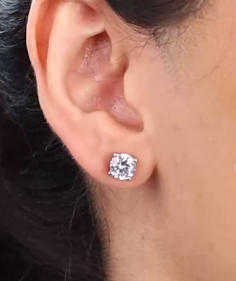 Silver Zircon Stud Earring - 7Stones